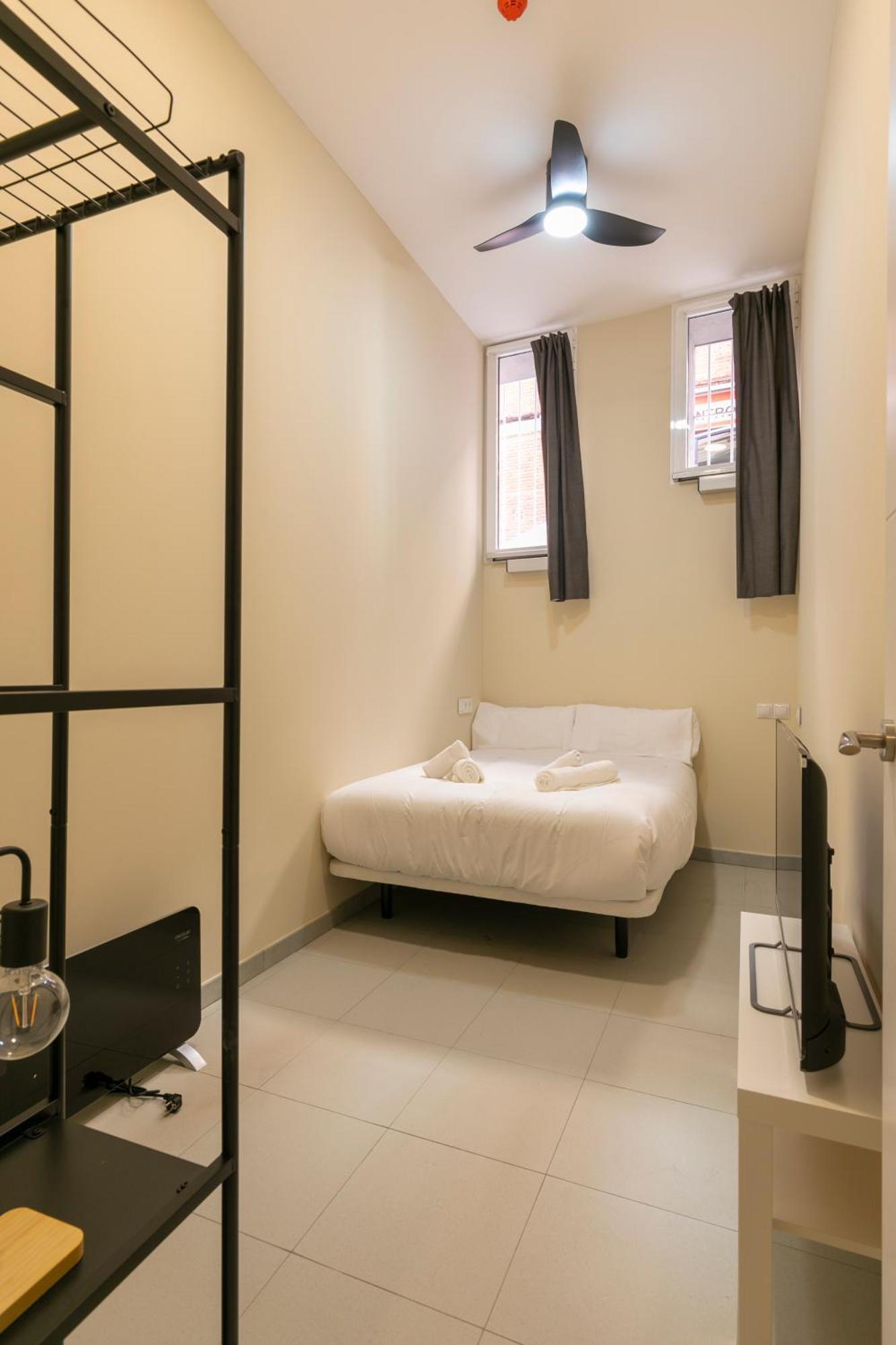 Homeabout Smart Rooms Bravo Murillo - Sin Recepcion Madrid Bagian luar foto