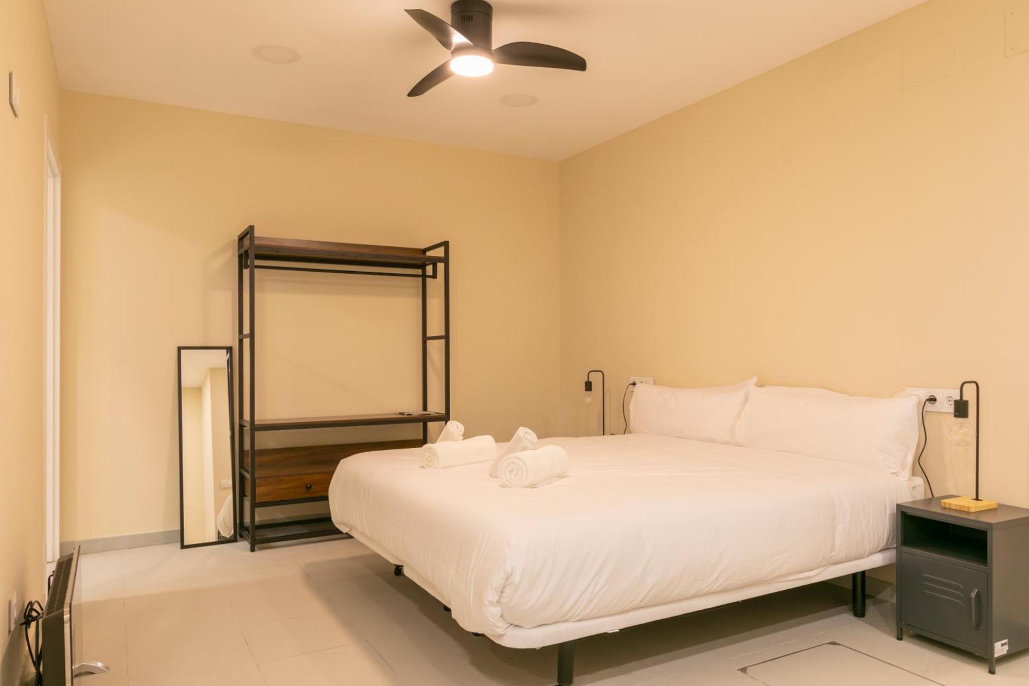 Homeabout Smart Rooms Bravo Murillo - Sin Recepcion Madrid Bagian luar foto