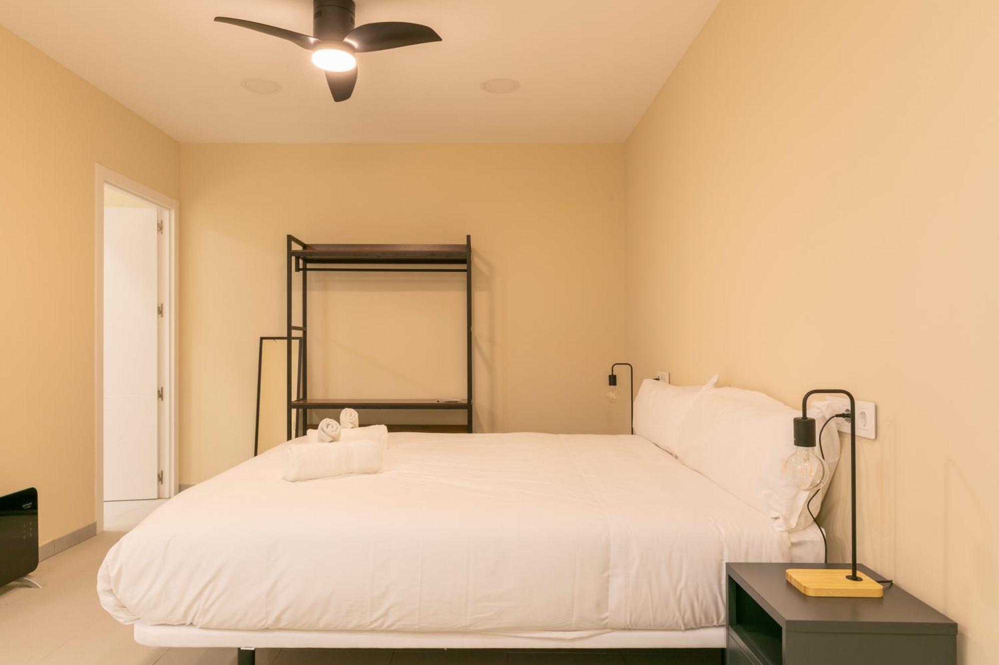 Homeabout Smart Rooms Bravo Murillo - Sin Recepcion Madrid Bagian luar foto