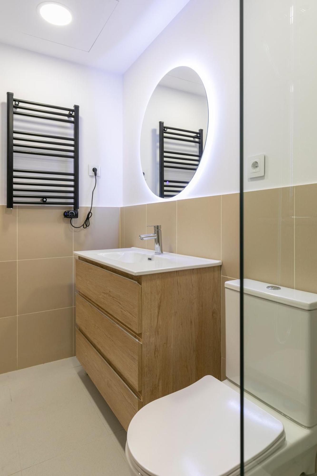 Homeabout Smart Rooms Bravo Murillo - Sin Recepcion Madrid Bagian luar foto