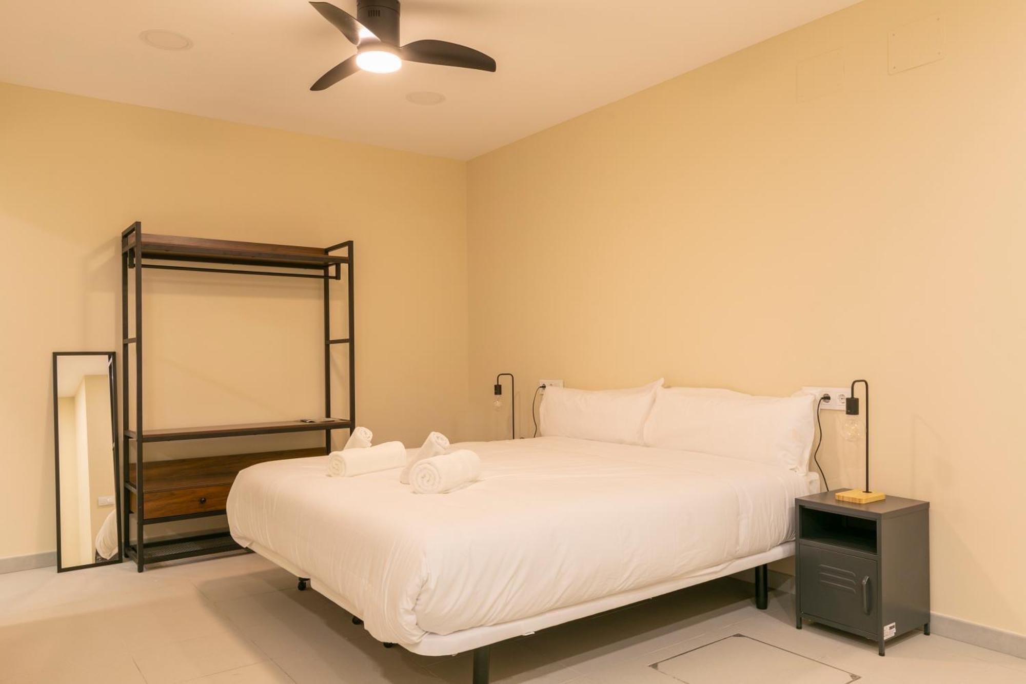 Homeabout Smart Rooms Bravo Murillo - Sin Recepcion Madrid Bagian luar foto