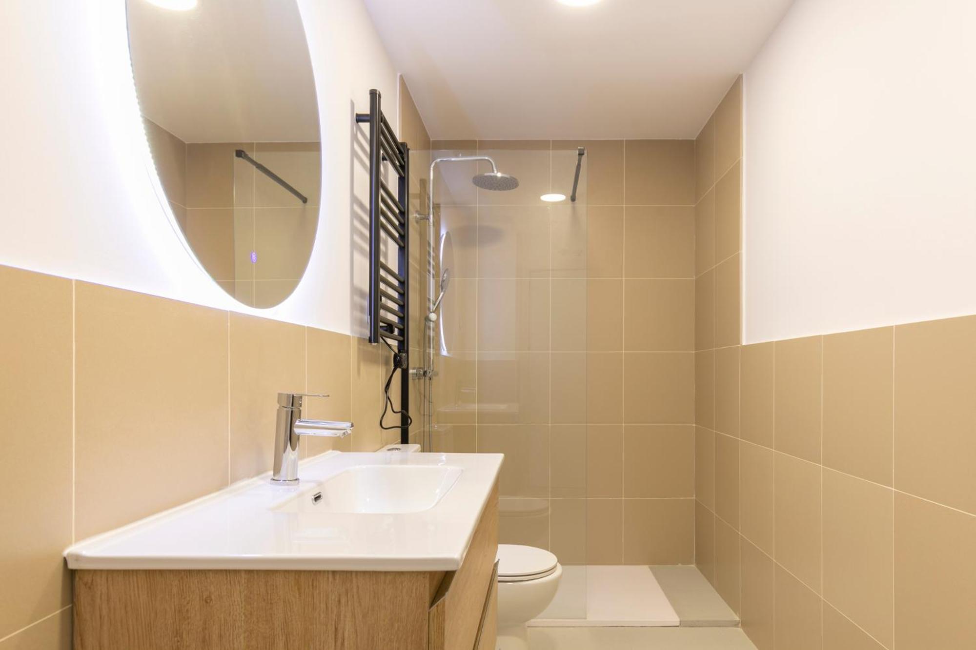 Homeabout Smart Rooms Bravo Murillo - Sin Recepcion Madrid Bagian luar foto